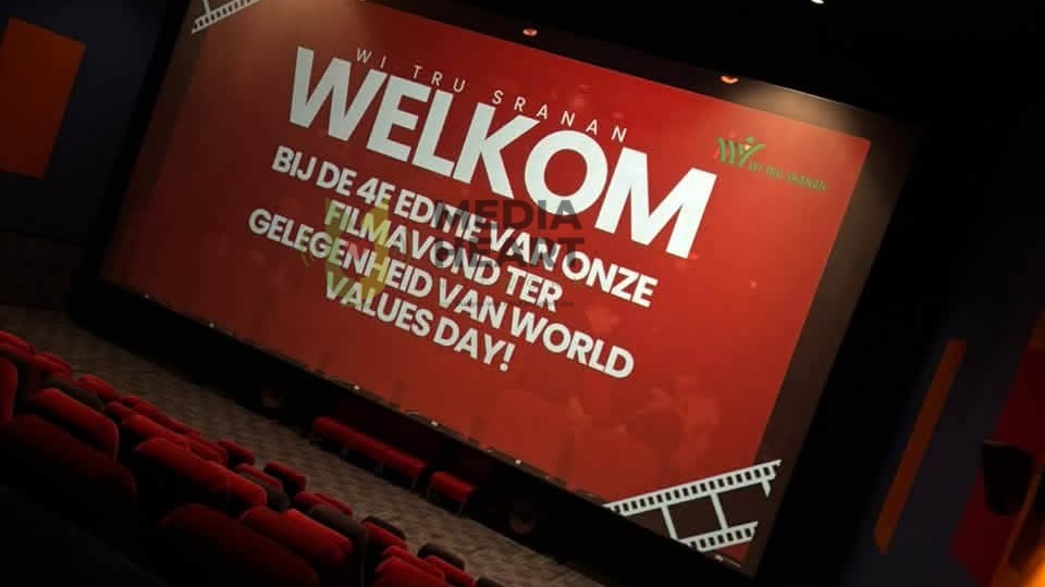 De Stichting Wi Tru Sranan heeft donderdag een filmavond georganiseerd in TBL- cinemas om aandacht te vragen voor het versterken van waarden en normen